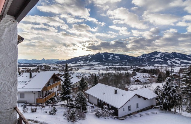Cosy Apartment “Förster” with Mountain View, Balcony & Pool