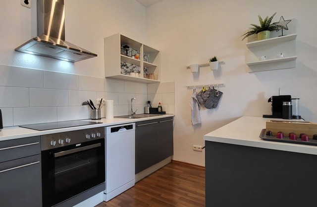 Cosy apartment for 2 people with TV, balcony and parking