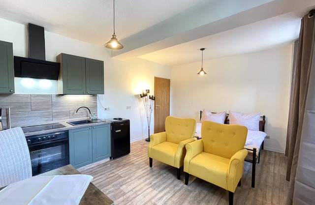 Cosy apartment for 2 guests with WIFI, TV, pets allowed and parking