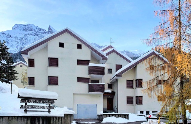 Cosy apartment for 2 people with WIFI, TV, panoramic view and parking