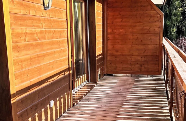 Cosy apartment for 2 people with WIFI, TV, balcony and parking