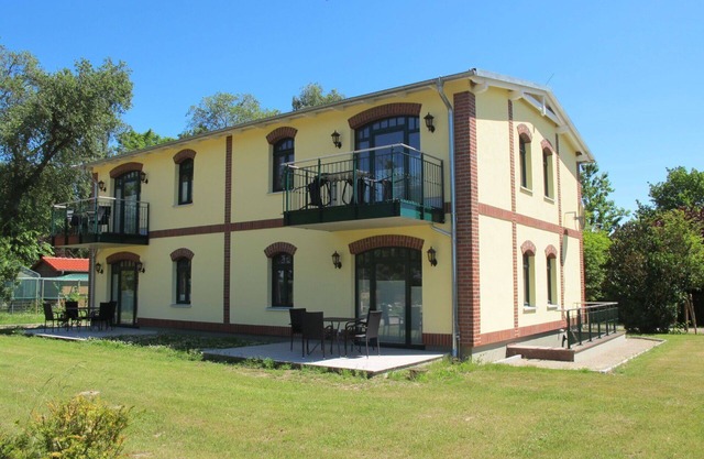 Cosy apartment for 3 guests with WIFI, TV, balcony, pets allowed and parking