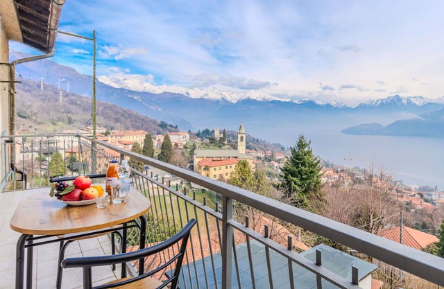 Cosy apartment for 4 people with WIFI, TV, balcony, pets allowed and parking
