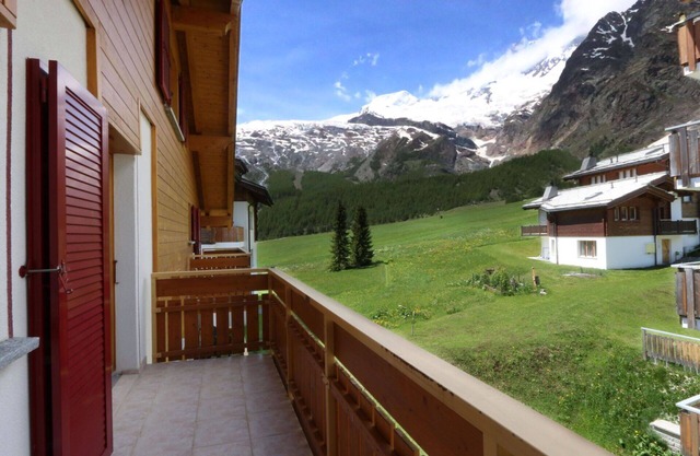 Cosy apartment for 5 people with TV