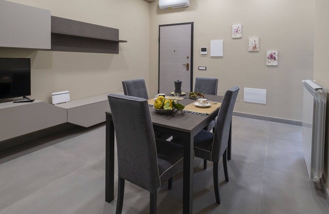 Cosy apartment for 5 people with A/C, WIFI, TV, terrace and parking