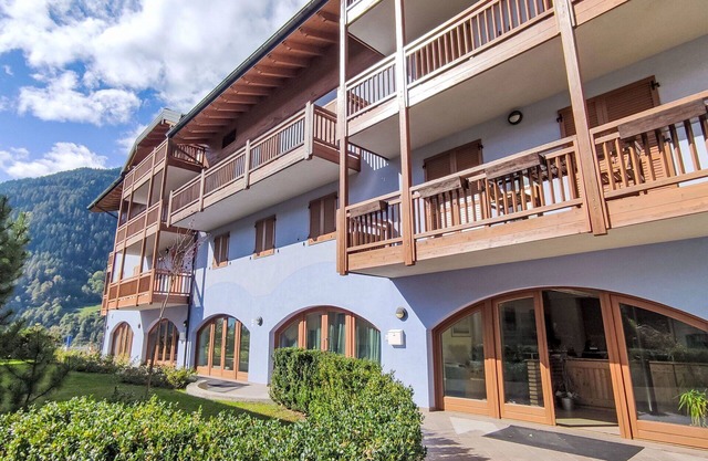 Cosy apartment for 6 guests with WIFI, TV, panoramic view and parking