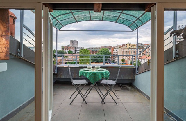 Cosy apartment for 7 people with A/C, WIFI, TV and terrace