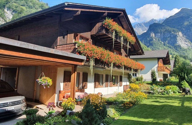 Cosy apartment for 7 people with WIFI, TV, patio, panoramic view and parking