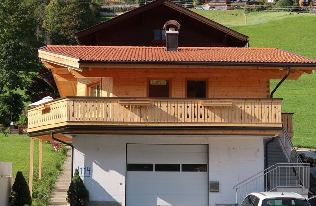 Cosy apartment for 4 guests with WIFI, TV, terrace and parking