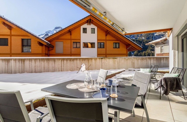 Cosy apartment for 4 guests with WIFI, TV, terrace, panoramic view and parking