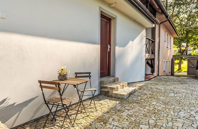 Cosy apartment for 4 people with WIFI, terrace and pets allowed