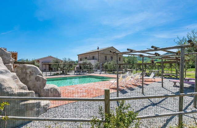 Cosy apartment for 4 guests with pool, A/C, WIFI, patio, pets allowed, panoramic view and parking