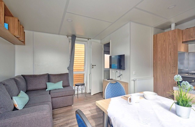 Cosy apartment in villa for 4 people with WIFI, TV and parking