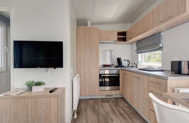 Cosy apartment in villa for 4 people with WIFI, TV and parking