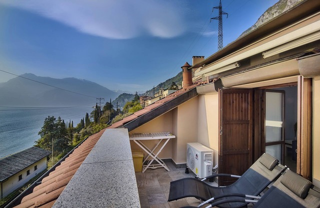 "Cosy Apartment in Varenna" with Lake View, Balcony and Wi-Fi