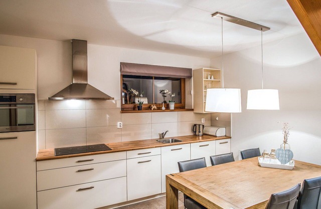 Cosy apartment in villa for 5 people with WIFI, TV, terrace and pets allowed