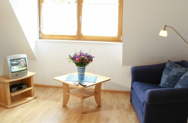 Cosy apartment in villa for 2 people with WIFI, TV, patio and parking