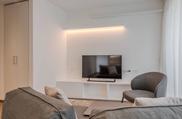 Cosy apartment in villa for 6 people with WIFI, TV, balcony and parking