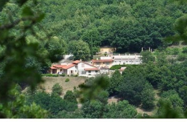 Cosy apartment in villa for 2 people with WIFI, pool, pets allowed, panoramic view and parking