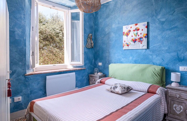 Cosy apartment for 3 people with WIFI, TV, pets allowed and parking