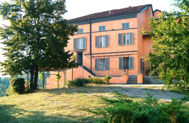Cosy apartment for 4 people with WIFI, terrace and parking