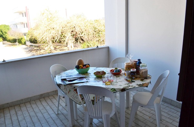 Cosy Apartment Near the Beach with Balcony