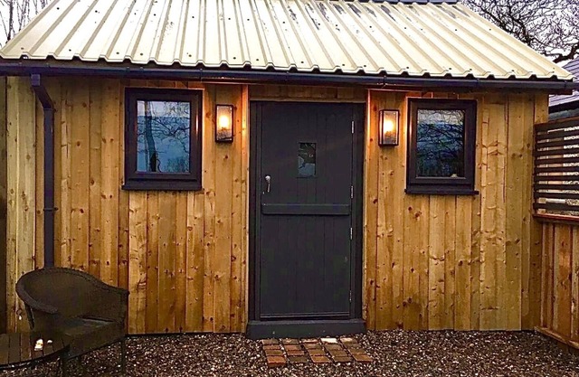 Cosy Barn Conversion with Breakfast included. Just minutes from sandy beaches