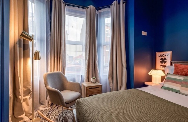 Cosy Budget Double Room with Compact En-suite