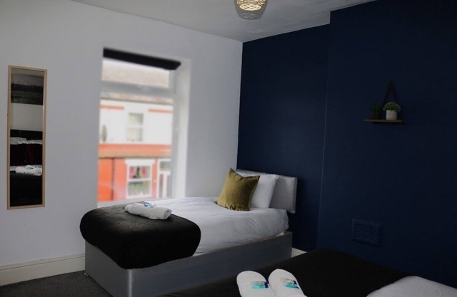 Cosy & Central w/Free Parking