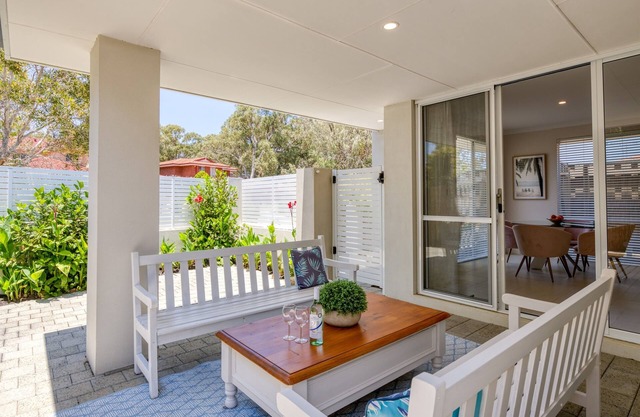 Cosy Connolly 2BR Home close to golf course