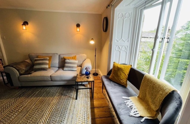 Cosy Cottage for 6 & Pets Friendly in Hope Valley| Pass the Keys
