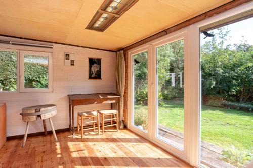 Cosy cottage in a wooded area