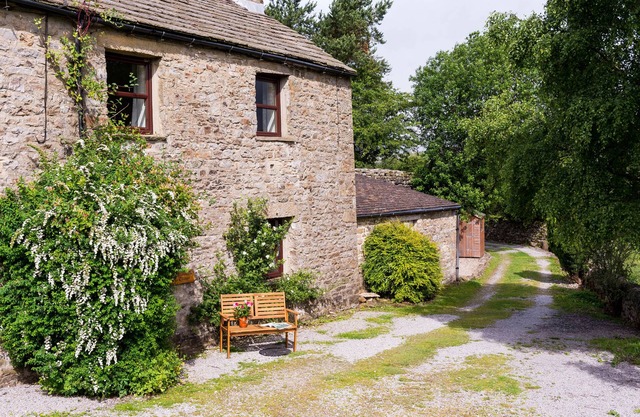 Cosy Cottage with stunning views