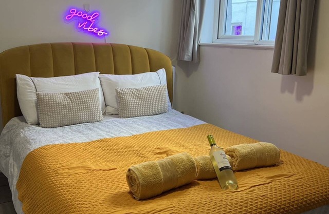 Cosy Croke Park Studio 4