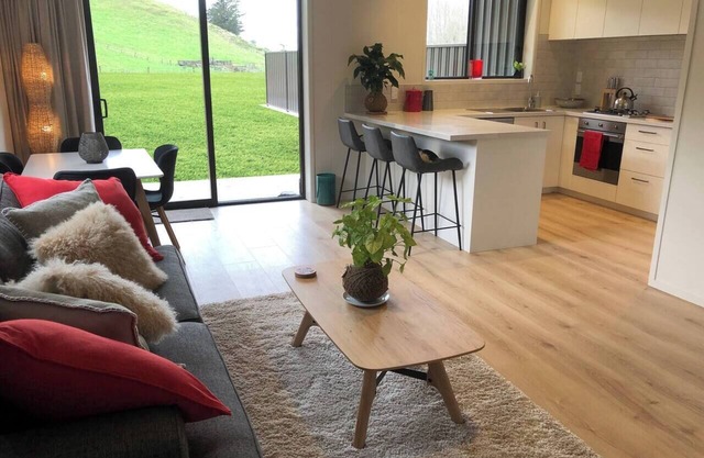 Cosy Farmstay near beach with pet farm animals., Cosy Farmstay, near beach with pet farm animals