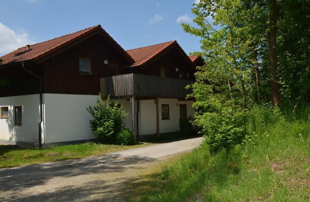 Cosy flat in Berghäuser with small garden