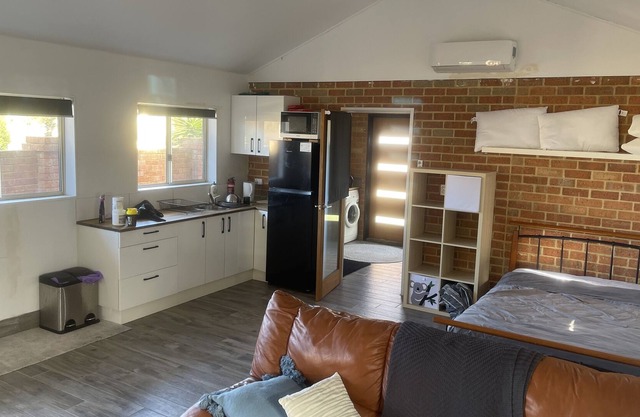 Cosy granny flat