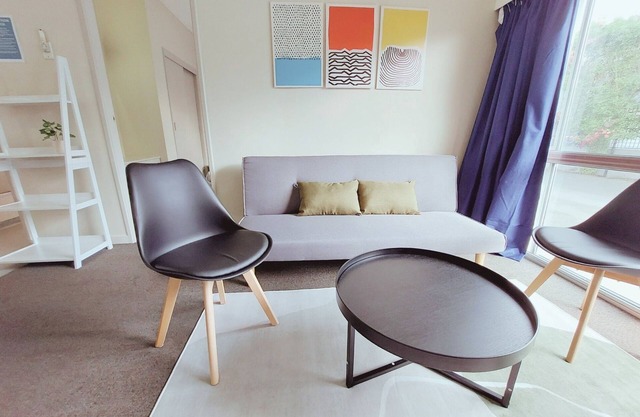 Cosy Ground-Floor 2-Bed Apartment in Claudelands