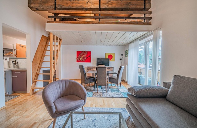 Cosy holiday apartment in Hopfgarten