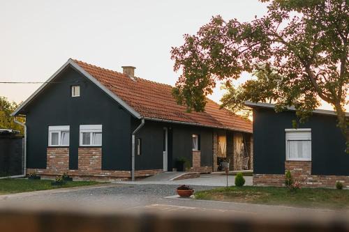 Cosy Holiday Home