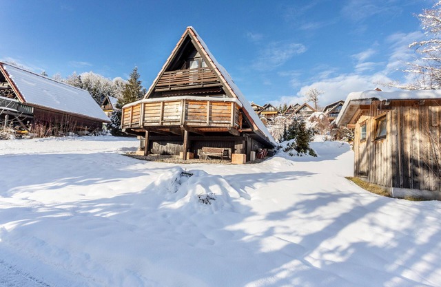 Cosy Holiday Home Moritz with Garden, Balcony, Terrace & Wi-Fi