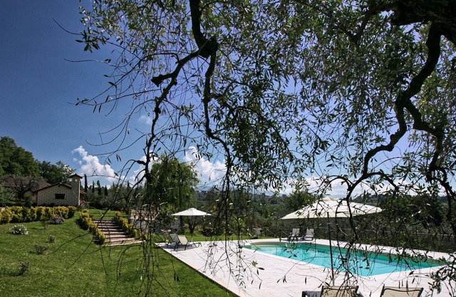 Cosy holiday home with pool and air conditioning