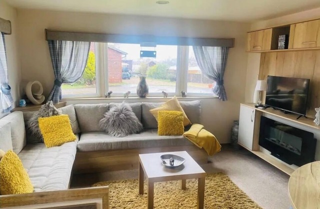 Cosy hottub caravan Retreat in Lincolnshire
