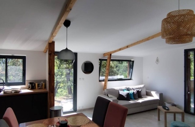 Cosy house, nature & quiet, close to amenities