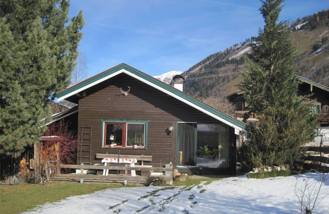 Cosy house with garden for 2-4 persons