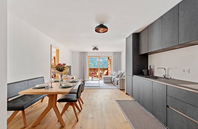 Cosy One Bedroom Apartment in Le Montagnier - By Mrs Miggins