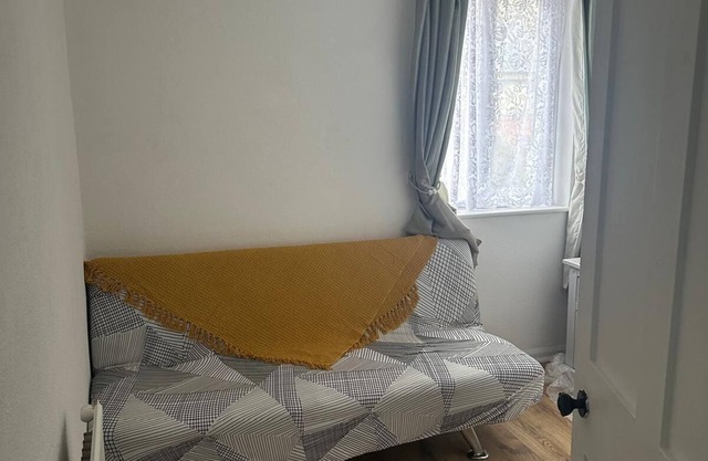 Cosy room in a beautiful country homeof historic Colchester, UK