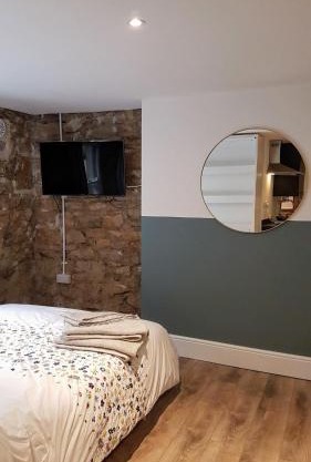 Cosy studio on traditional Durham street