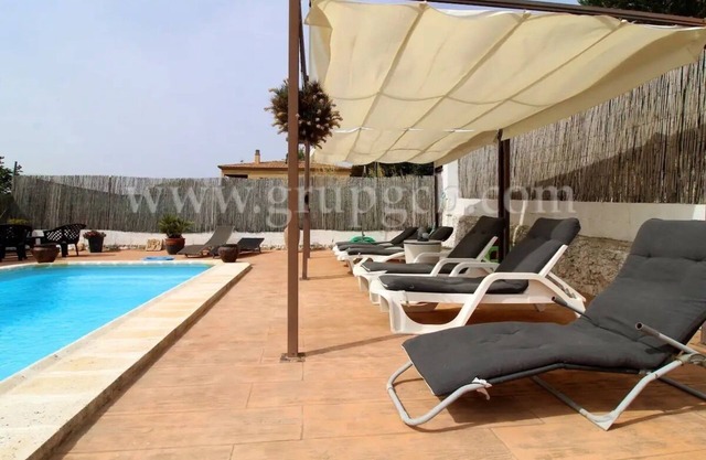 Cosy villa 5 minutes from all beaches