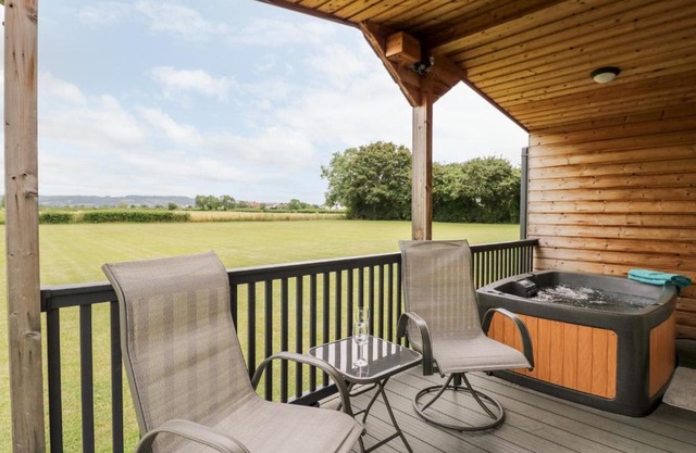 Cotswold View 4